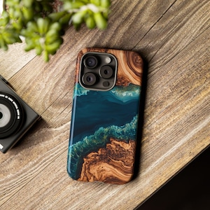 Coques résistantes en bois époxy bleu foncé imprimées sur demande, coques pour iphone 16-13 samsung galaxy et google pixel double couche