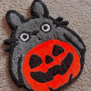 Handmade Tufted Rug | Halloween Pumpkin Totoro | Studio Ghibli Inspired Home Decor | Anime Wall Hanging | Cute Kawaii Fall Gift