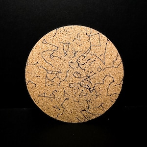 Sous-bock en liège personnalisé, Cadeaux de mariage, sous-bock Constellation personnalisé, sous-bock en verre à whisky, carte du ciel du jour de votre mariage, souvenirs d'invités