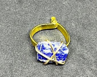 Lapis lazuli ring