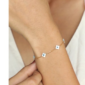 Louis Vuitton® LV Floragram Bracelet White. Size One Size in 2023  Fashion  bracelets jewelry, Women accessories jewelry, Womens fashion jewelry