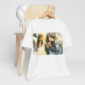 Vintage retro look Romeo and Juliet Leonardo DiCaprio Vintage fan art Unisex Tee 90s party outfit