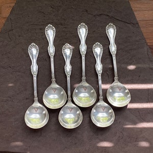 Vintage Silverplate Set of 6 BOUILLON / Gumbo Soup SPOONS THISTLE 1906 Made by National Simmons Hardware Co in Excellent Condition