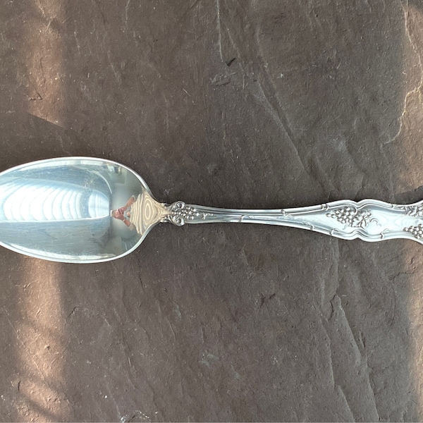 1847 Rogers Bros VINTAGE aka GRAPE Antique Silverplate large Serving Spoon Tablespoon or Wedding Serving Piece No Mono