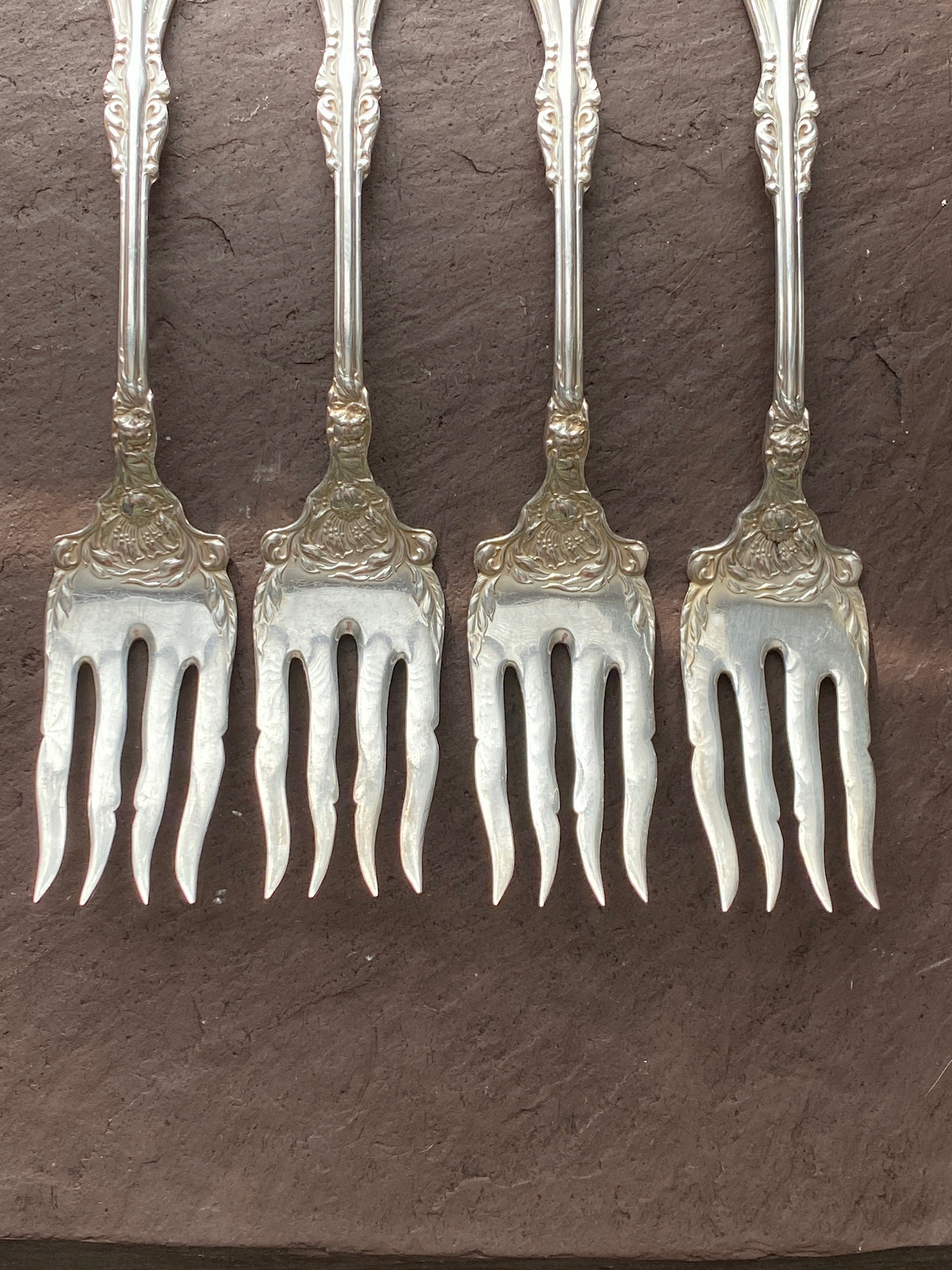 Wm A Rogers Horseshoe SXR HANOVER 1901 Vintage Silverplate