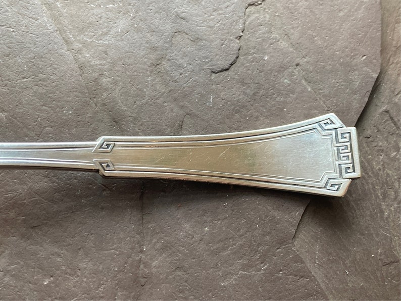 1881 Rogers A1 GRECIAN 1915 Silverplate Silver Plate Cold Meat Large