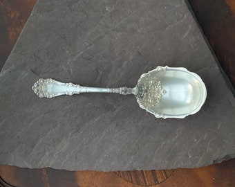 1847 Rogers Bros A1 BERKSHIRE 1897 Casserole antique en métal argenté et petits fruits, grande cuillère de service, bol en or clair couverts vintage vaisselle