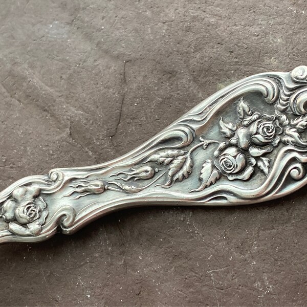 Wm A Rogers AI GLENROSE 1908 Antique Silverplate Cold Meat Fork Serving Piece Beautiful Vintsge Patina Finish with Floral Rose Pattern