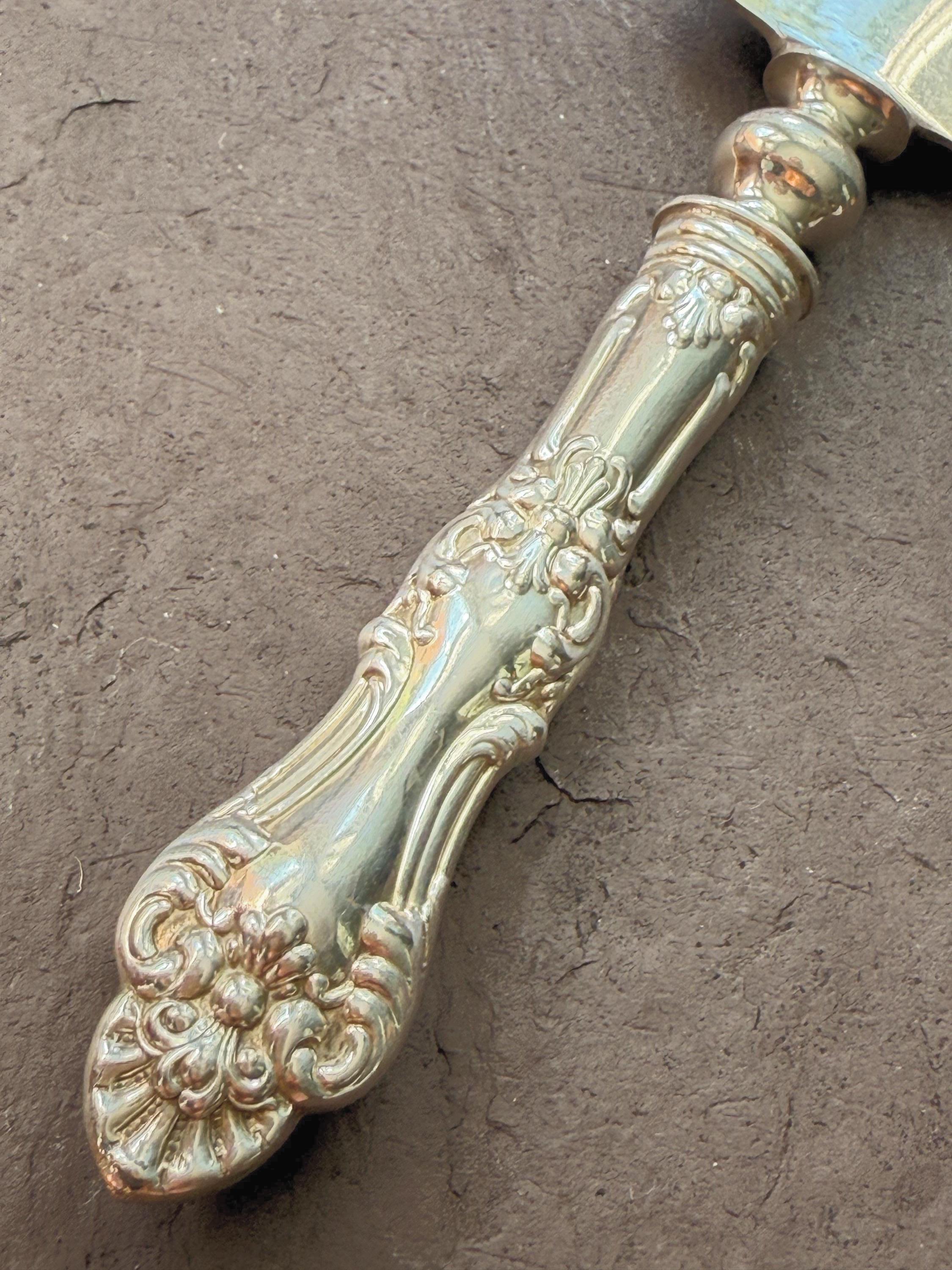 アンティークシルバープレート製パイ/ケーキサーバー ARUNDEL 1899