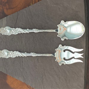 Antiek zilveren bord COLUMBIA 1893 SERVEERSET salade in uitstekende staat Prachtig vintage cadeau voor verzamelaar van zilverwerk Zeer zeldzaam geen mono