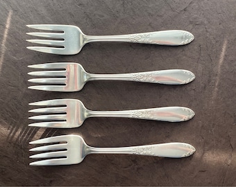 National Silver Co KING EDWARD 1951 Antique Silverplate Set of Four Salad/Dessert Forks Elegant Scroll Pattern along handle No Monogram