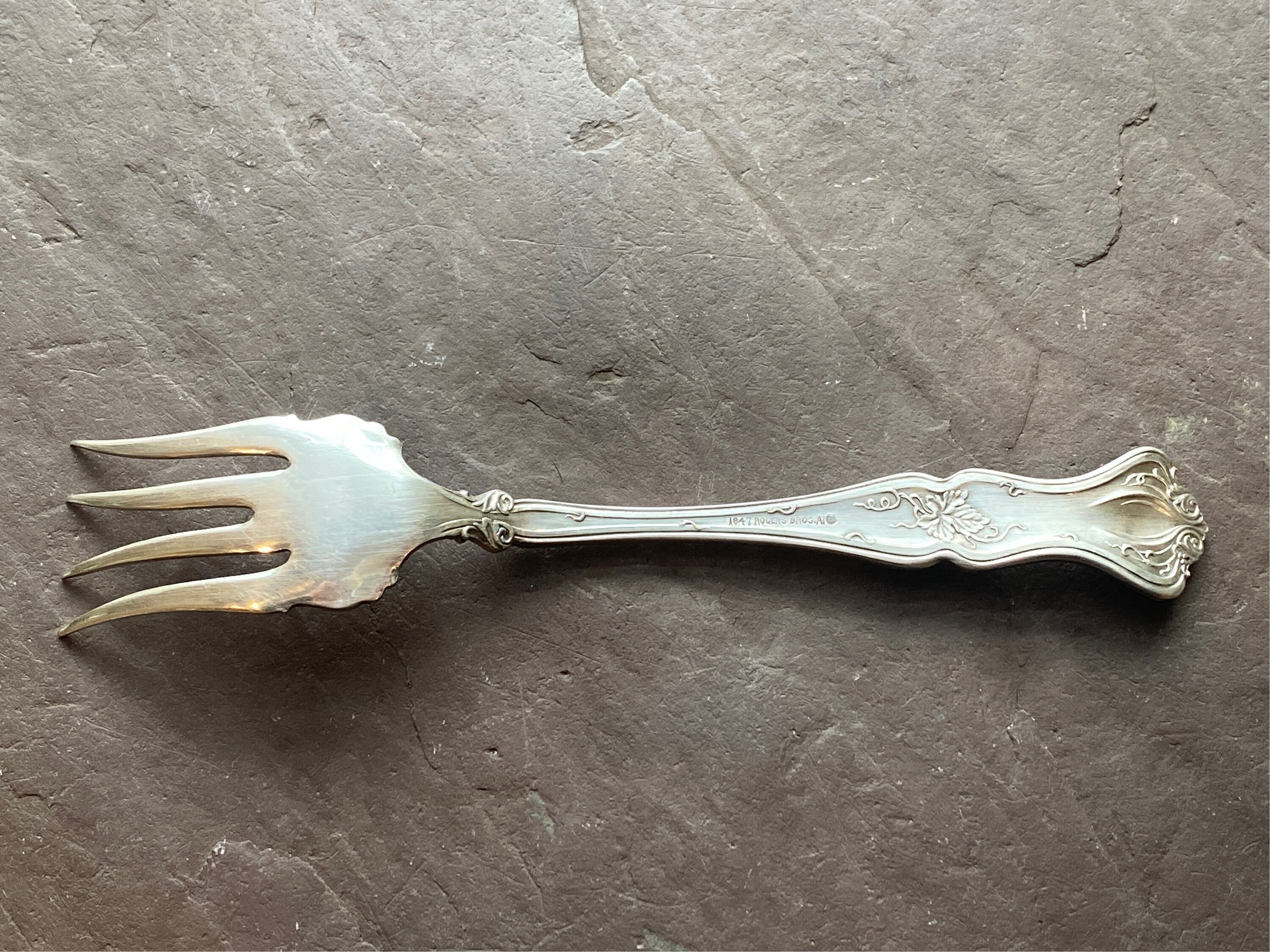 1847 Rogers Bros A1 VINTAGE 1904 Antique Silver Plate Chipped Beef Fork