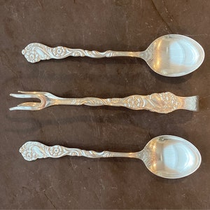 Demitasse-lepels en suiker-/ijstangen NILS JOHAN 1950 EPNS Prachtige set antiek nikkel verzilverd bestek in de originele doos
