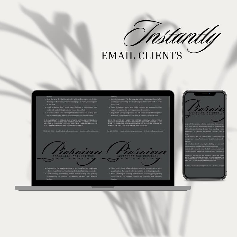 Puede incluir: Un ordenador port&aacute;til y un smartphone muestran instrucciones de cuidado posterior. La pantalla del port&aacute;til muestra el texto "Piercing Aftercare Instructions" en una fuente de escritura. El smartphone muestra el mismo texto. El fondo es de un color suave y neutro con sombras de hojas.