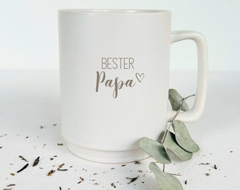 Tasse BESTER Papa - Personalisierbar - Gravierte Keramiktasse - stapelbar - matter Oberfläche - pastellweiß - TOWER