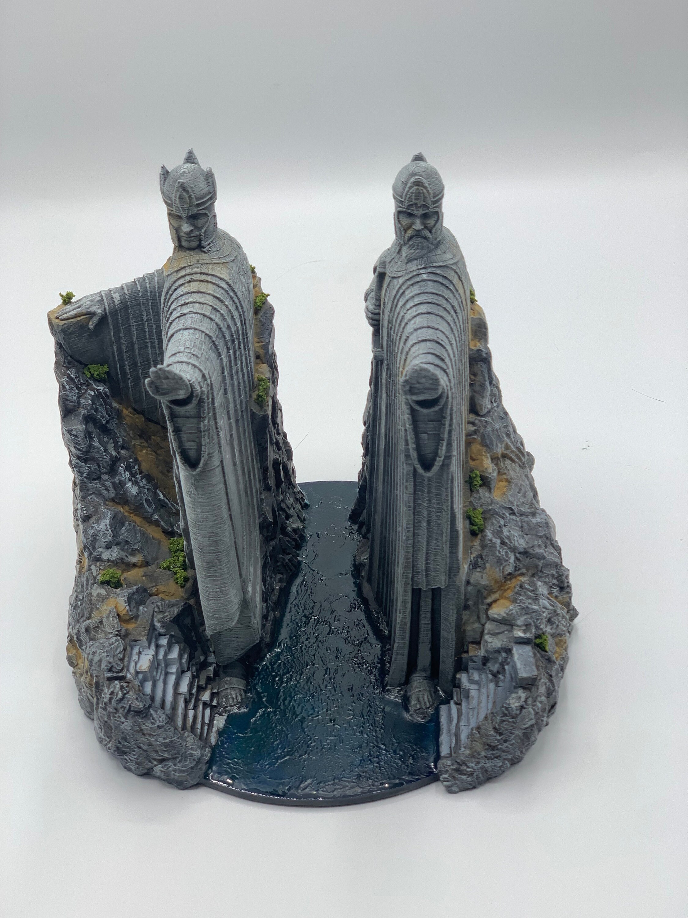 Lord of the Rings Argonath Statue Diorama 20 Cm 38 Cm Etsy