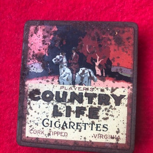 Vintage Country Life Cigarette Tin