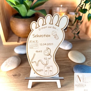 Wooden Birth Announcement - Foot Shape - Personalized - Baby Birth Announcement - Souvenir