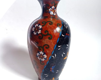 Japanese Cloisonné enamel meiji period butterfly vase (1868-1912)