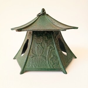 Japanese Cast Iron Pagoda Lantern 2.6 Lbs / 1.2 KG - Etsy