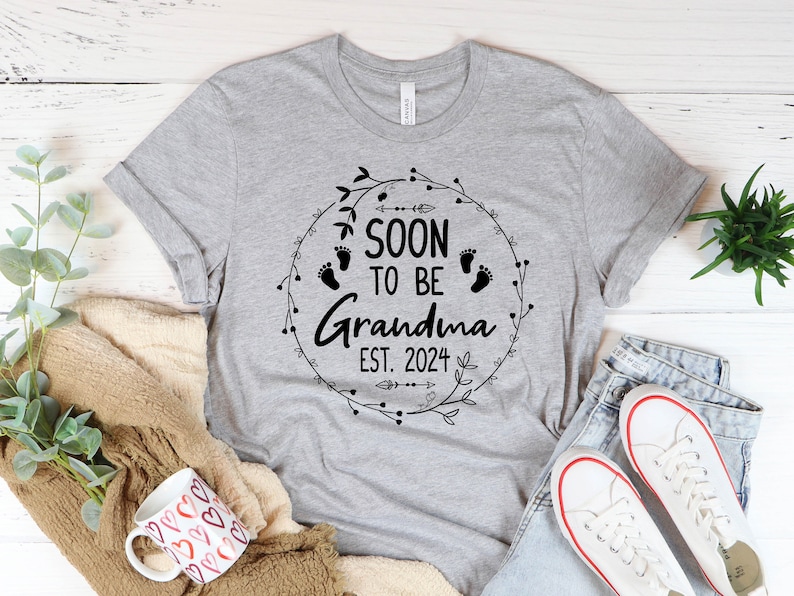 Soon to Be Grandma Shirt, Grandma Baby Reveal Tee, First