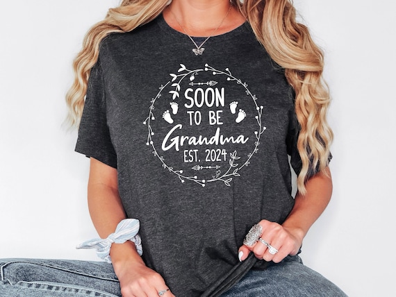Soon To Be Gigi Est 2020 First Time Grandma T-Shirt Soon To Be Gigi Est 2020 First Time Grandma T-Shirt