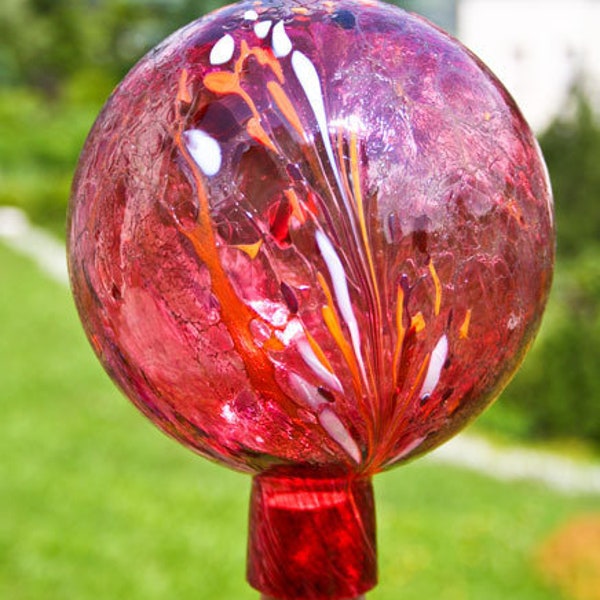 Garden Ball Golden Ruby