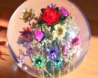 Briefbeschwerer Blumenstrauß