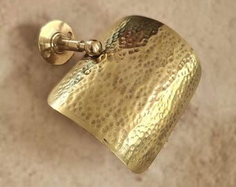 Hand-hammered brass toilet paper holder, brass toilet roll holder | Wall-mounted bathroom accessories