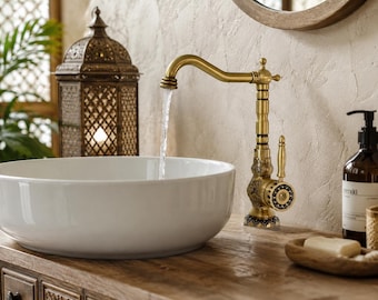 Antique Solid Brass Sink Faucet – Elegant Vintage Design with Copper Engraving