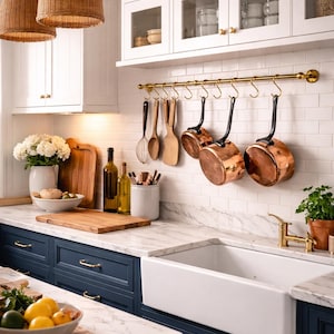 Suporte para panelas em latão sem verniz, organizador de cozinha em latão antigo, varão de cobre para pendurar utensílios de cozinha com ganchos.