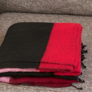 Yak wool blanket Wrap Large Shawl Meditation Wrap Travel Shawl Handmade Throws Warm Black Stripe Blanket Nepal