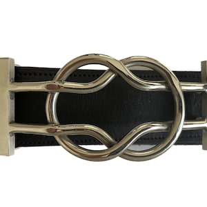 Knot buckle 39-40 mm. Silver, high quality. minimalist design.