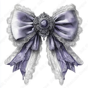 Può includere: Un grande fiocco di raso viola con un centro decorativo in argento e blu ornato di gioielli. Il fiocco è adornato con pizzo bianco delicato.