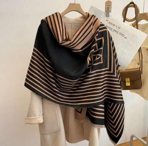 Louis Vuitton Dune Monogram Silk/Wool Shawl Scarf - Yoogi's Closet