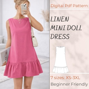Könnte beinhalten: Ein ärmelloses, pinkfarbenes Mini-Püppchenkleid aus Leinen mit Rüschensaum. Das Bild enthält auch den Text "Digital Pdf Pattern", "LINEN MINI DOLL DRESS", "7 Größen: XS-3XL" und "Beginner Friendly".