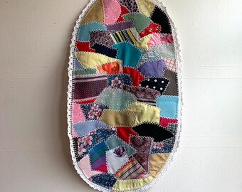 Vintage Handmade Quilted Table Runner: Retro Colorful Linen (25” x 14”)