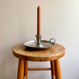 Vintage Silverplated Chamberstick Candleholder: Colonial Table Decor
