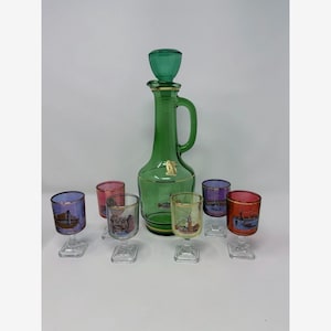 Vintage Italian Style Venezia Green Glass Decanter With 6 Glasses Hand Painted in Italy