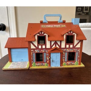Vintage Fisher Price Little People Play Family 952 Brown Tudor House Vibrant Colored Decals