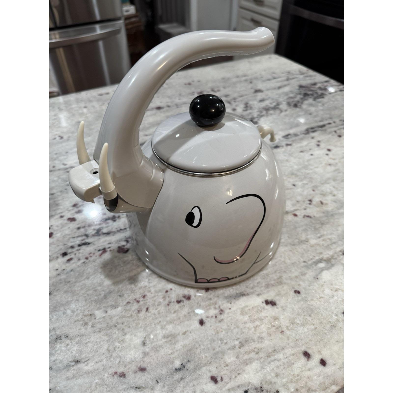 Vtg 1980's Elephant Whistling Tea Kettle M. Kamenstein Light Gray