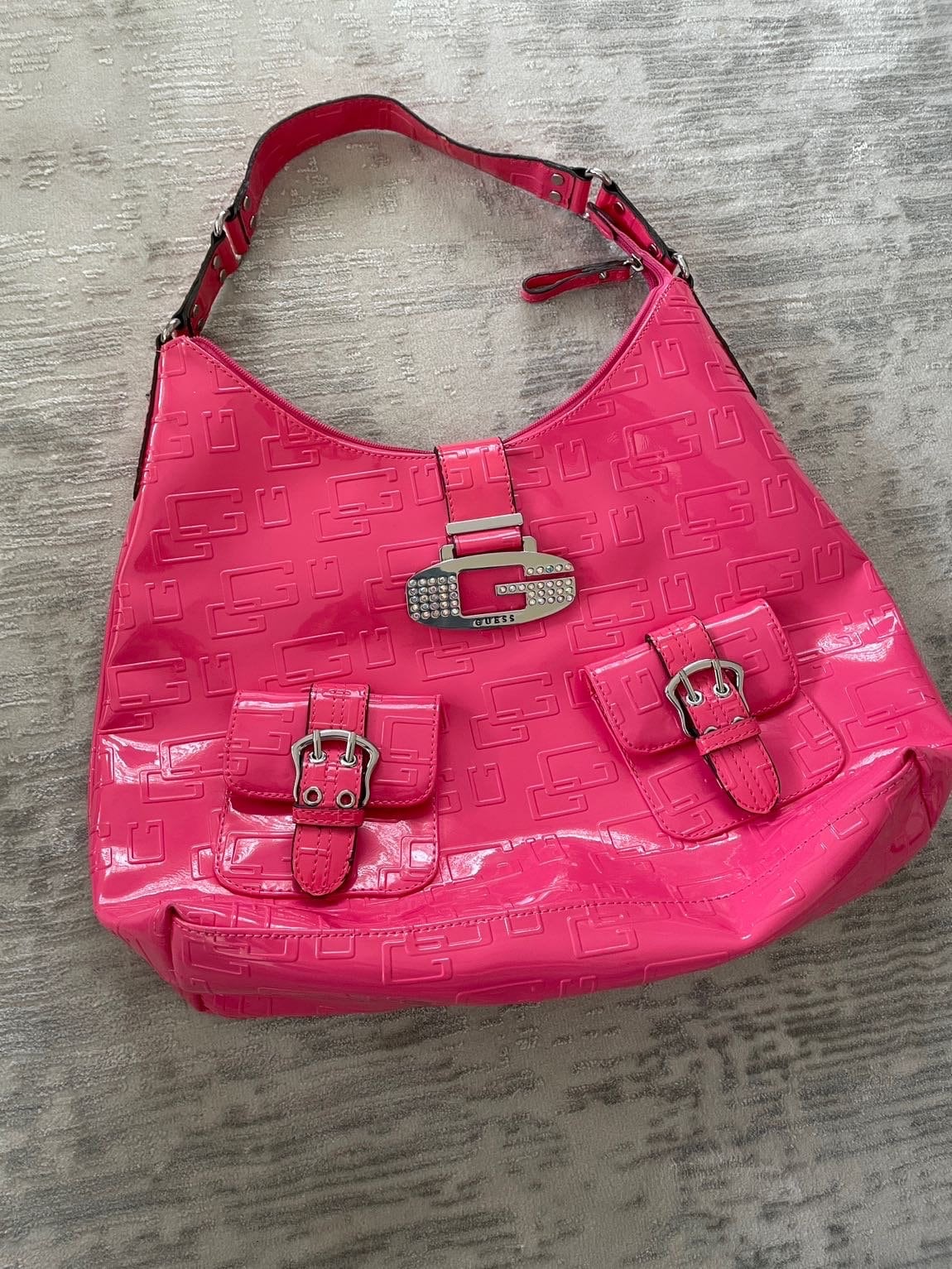 Chic Vintage Pink Guess Patent Leather Bag With Rhinestone Logo