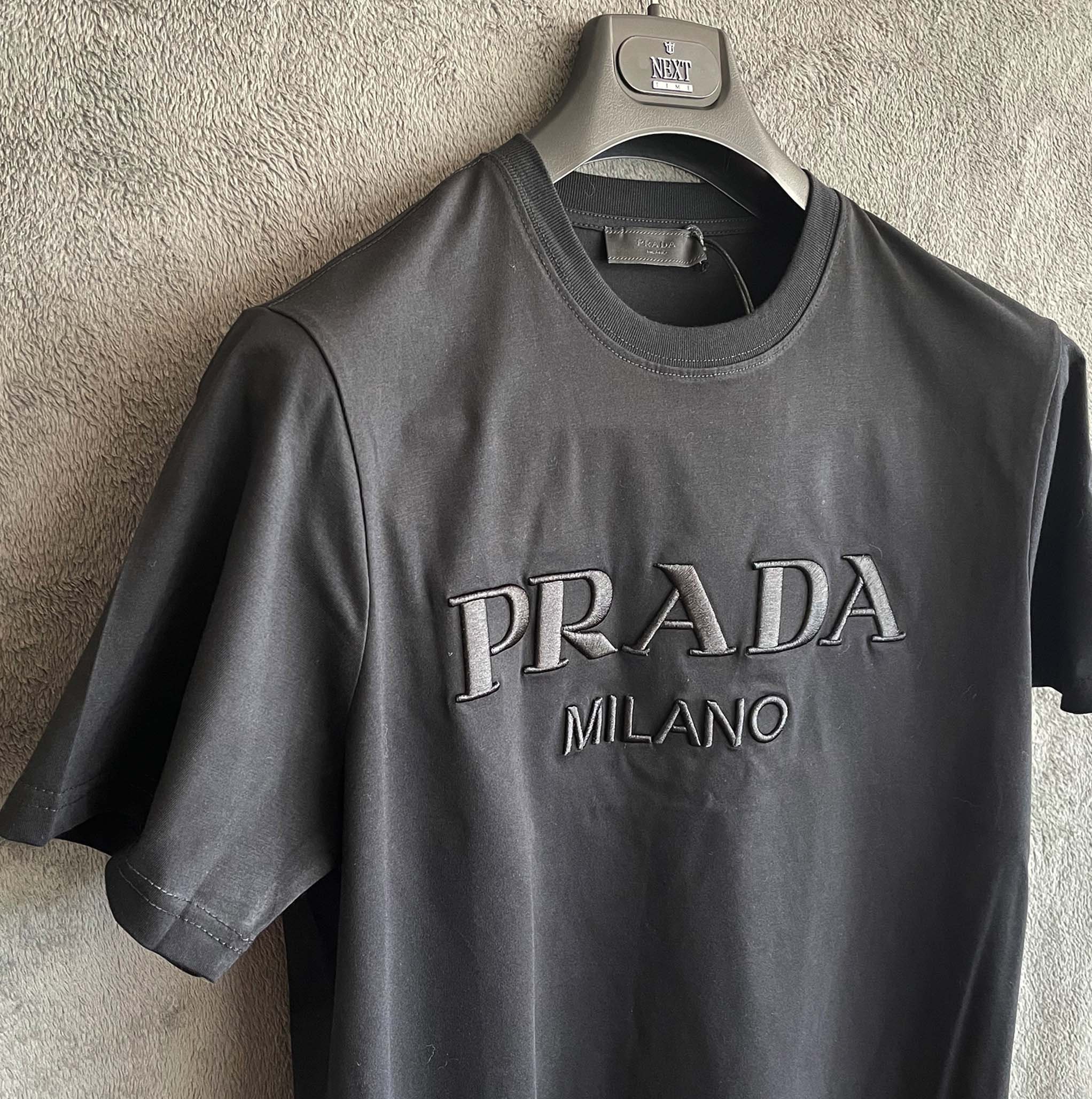Actualizar 96+ imagen prada logo tank Abzlocal.mx