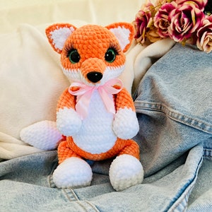 Orange fox crochet with a bow. Soft toy for sleep. Forest animal. Gift for a child.Amigurumi fox. Baby photo shoot toy. Bright toy.