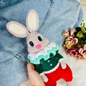 Crochet Easter bunny in a bright costume. Amigurumi toy. Crocheted rabbit. Easter decor. Easter gift. Soft bright toy. Gift for kids.