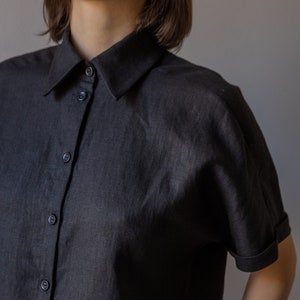 Black linen shirt BESALU- Relaxed shirt - Summer linen shirt - Shirt with wide fold-up sleeves - Washed linen clothes - Linen Blouse.