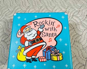 Hallmark Rockin with Santa 3 Records in Turntable Style Christmas Ornament: Pristine Condition