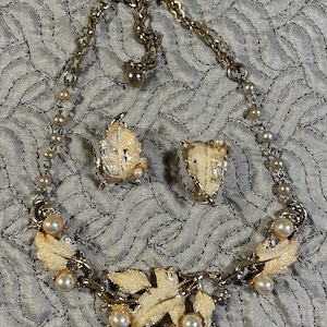 Necklace and Earrings Set.  Faux Pearl with Gold and Silver Tone.  Clip on Earrings.  Vintage Holiday Jewelry.