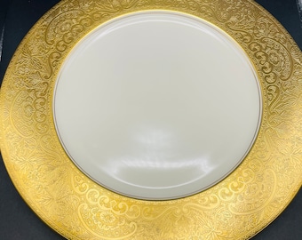 Theodore Haviland Limoges Concorde Fine China. White with Gold Encrusted Rim.  In Excellent Condition.