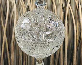 Vintage Anna Hutte Large Crystal Pedestal Candy/Biscut Bowl With Lid